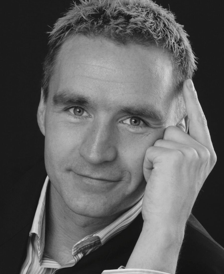 Caspar Berry, Energy Industry Keynote Speaker